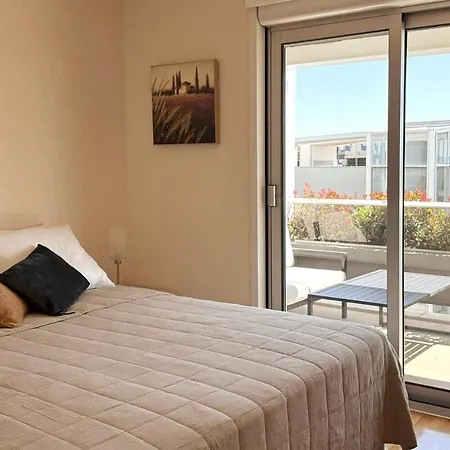 Apartment 2dluxe - New Listing - Experienced Host *